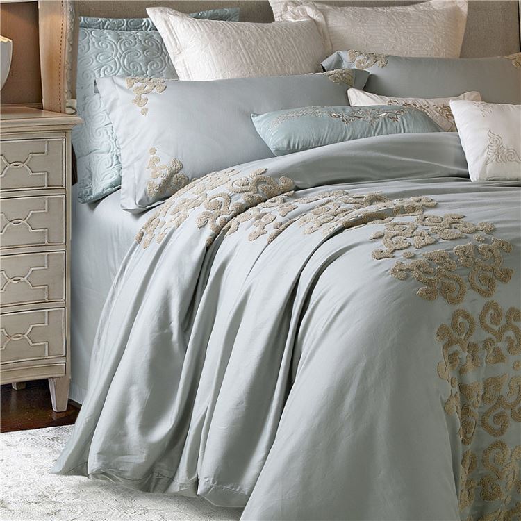Designer Grey Embroidery Duvet Set – Soft Luxury Bedroom Essentials