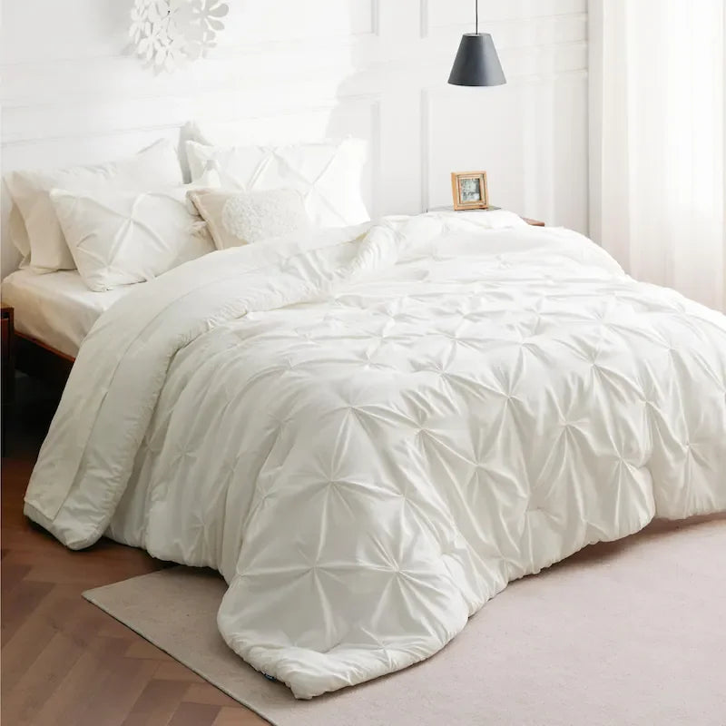 Pintuck Duvet Set - myhomestore.com.pk