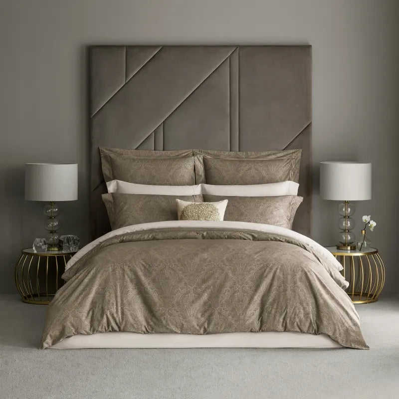 Lavinie Brown Luxury Printed Duvet Set – Stylish & Elegant Bedding