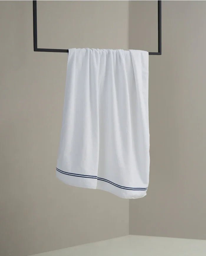 Baratta Line Bath Towel Set - myhomestore.com.pk