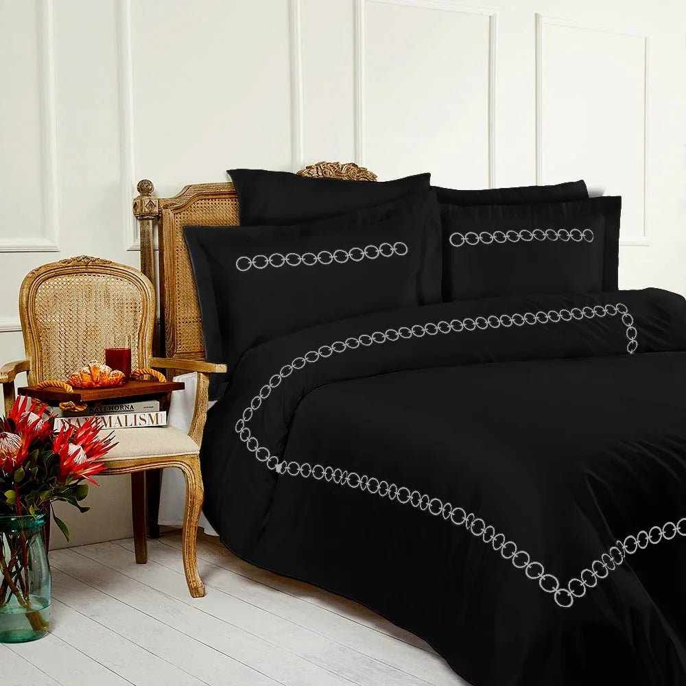 Colorfull Sumerians Embroidery Duvet Set - myhomestore.com.pk