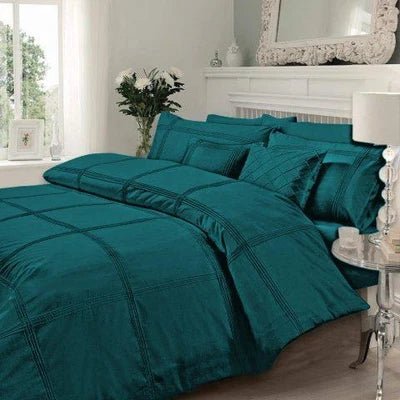 Duvet Set With Pleat - myhomestore.com.pk