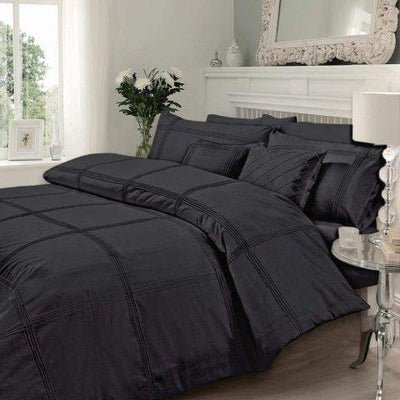 Duvet Set With Pleat - myhomestore.com.pk