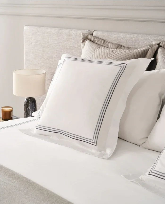 Embroidered Barata Line Cashion Cover - myhomestore.com.pk