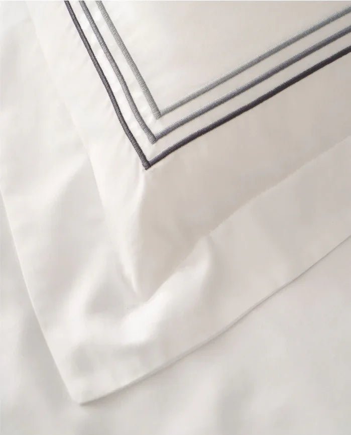 Embroidered Barata Line Cashion Cover - myhomestore.com.pk