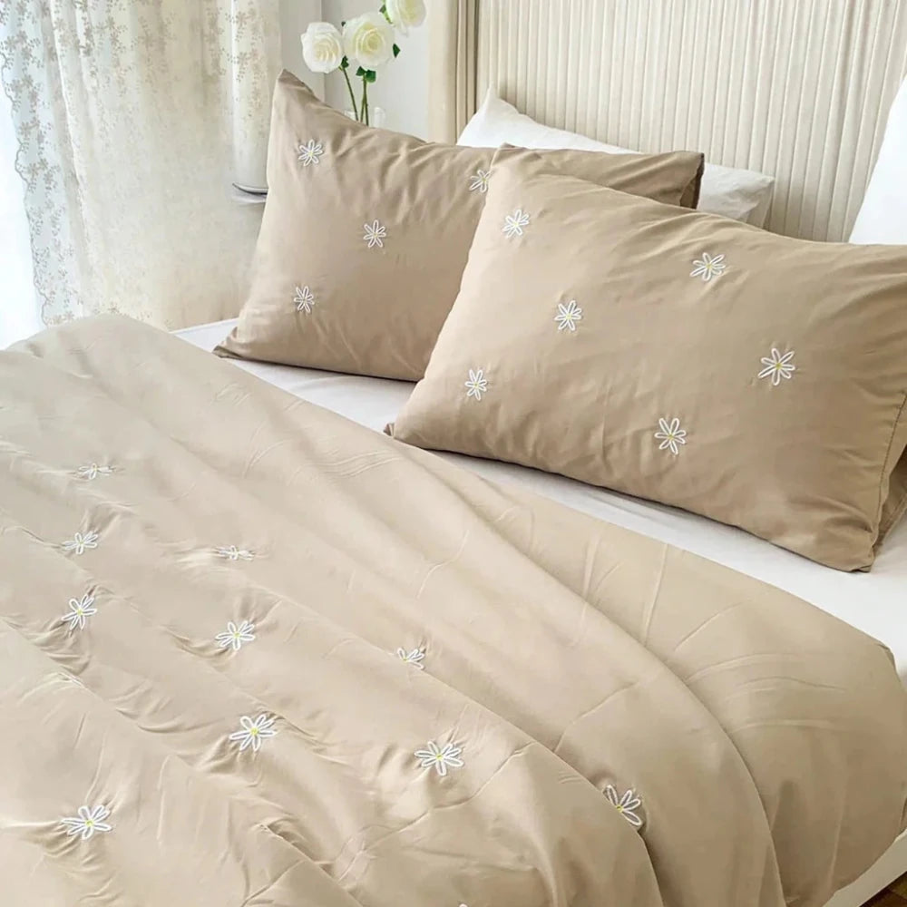 Floral Embroidery Bed Set – Elegant Flower Design - myhomestore.com.pk