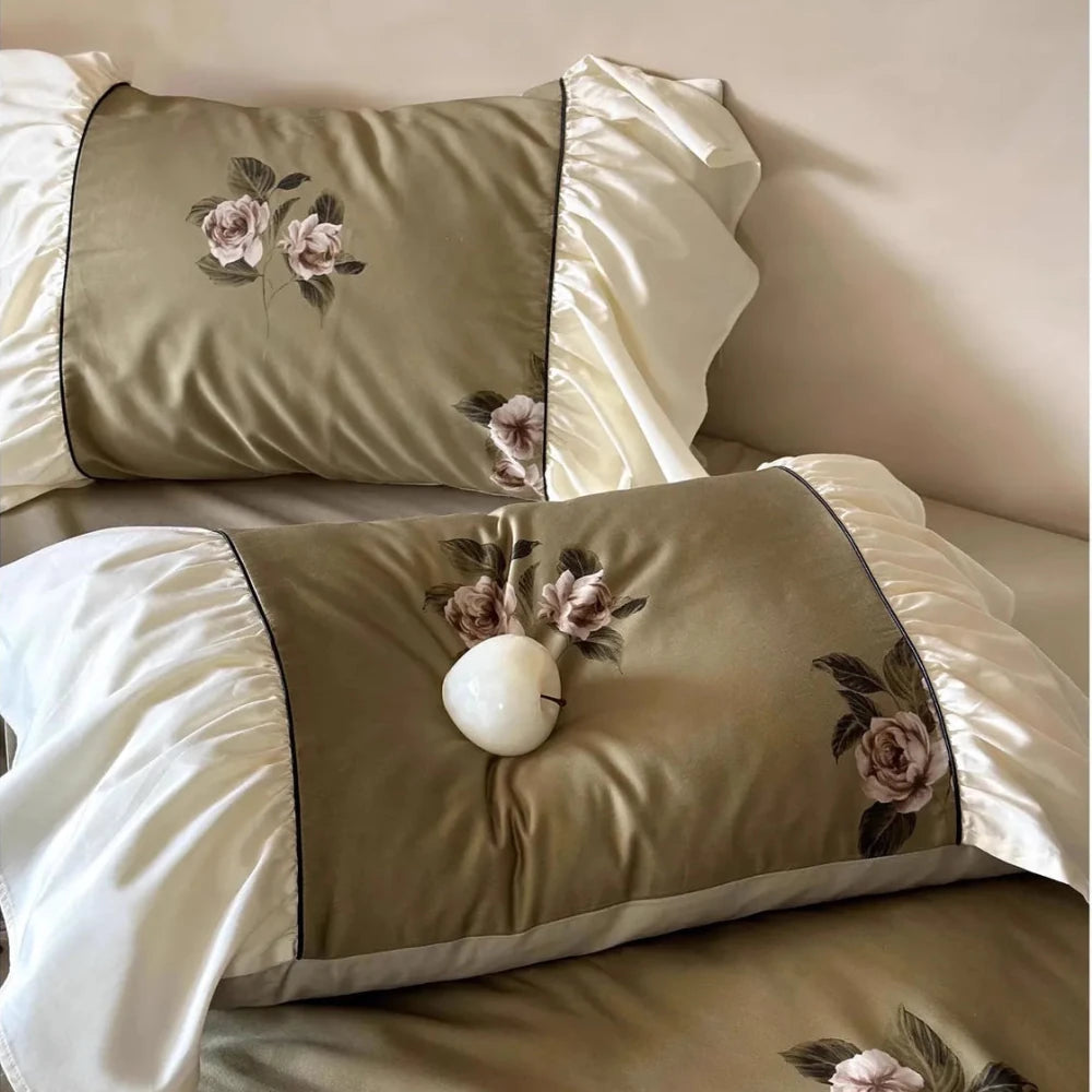 French - style Rose Digital Print Duvet Set - myhomestore.com.pk