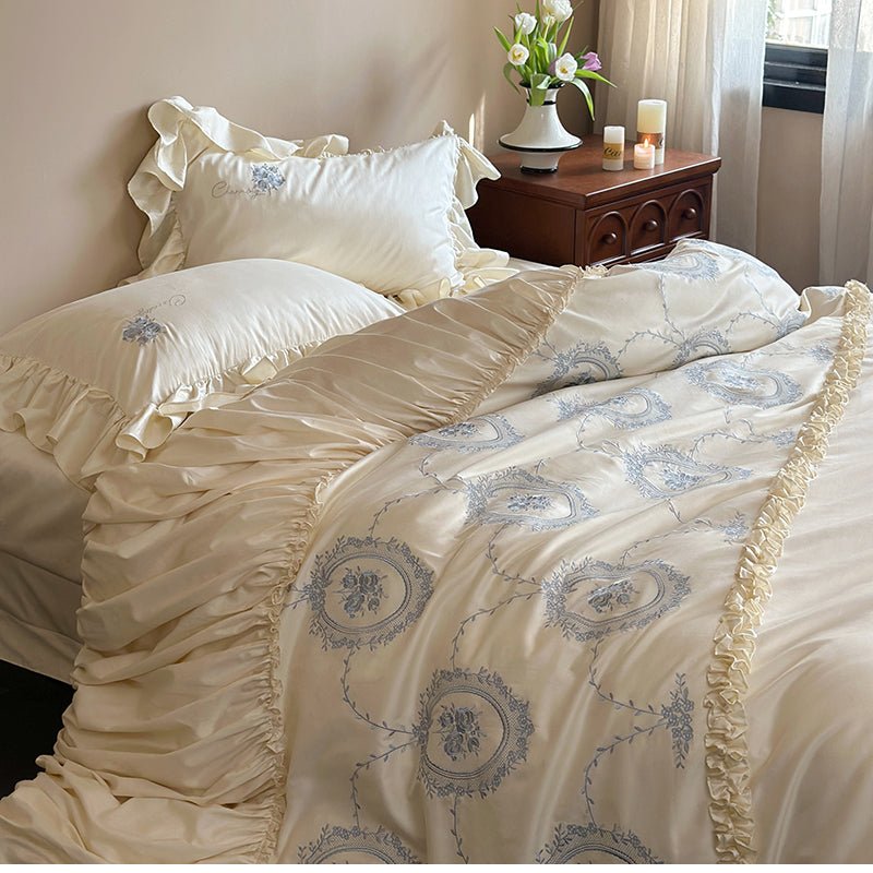 French Vintage Embroidery Duvet Set | Elegant Ruffle Bedding - myhomestore.com.pk