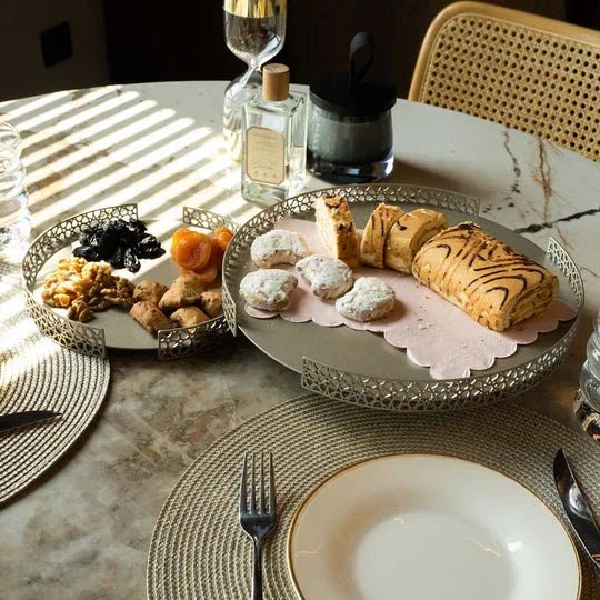 Islamic Patterned Metal Presentation Stand - myhomestore.com.pk