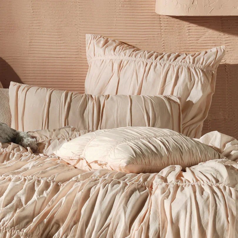 Layla Ruffle Quilt Cover Set - myhomestore.com.pk