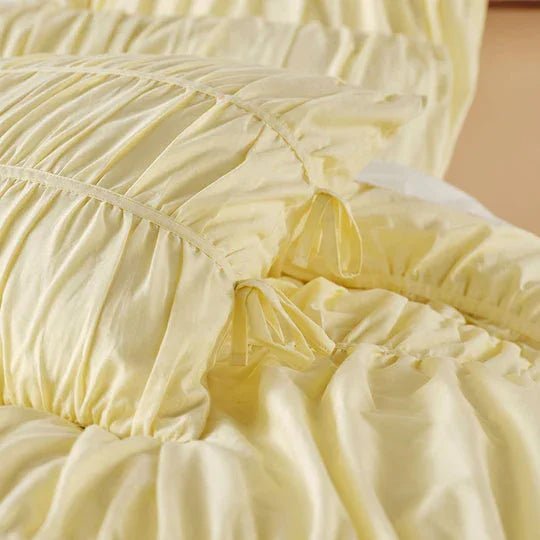 Layla Ruffle Quilt Cover Set - myhomestore.com.pk