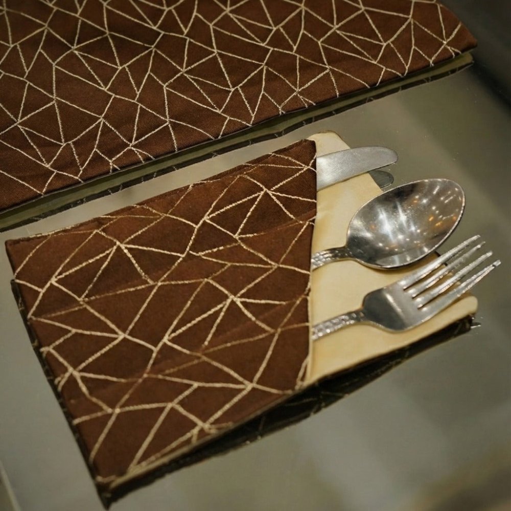 Luxury Brown & Gold Table Setting Set - myhomestore.com.pk