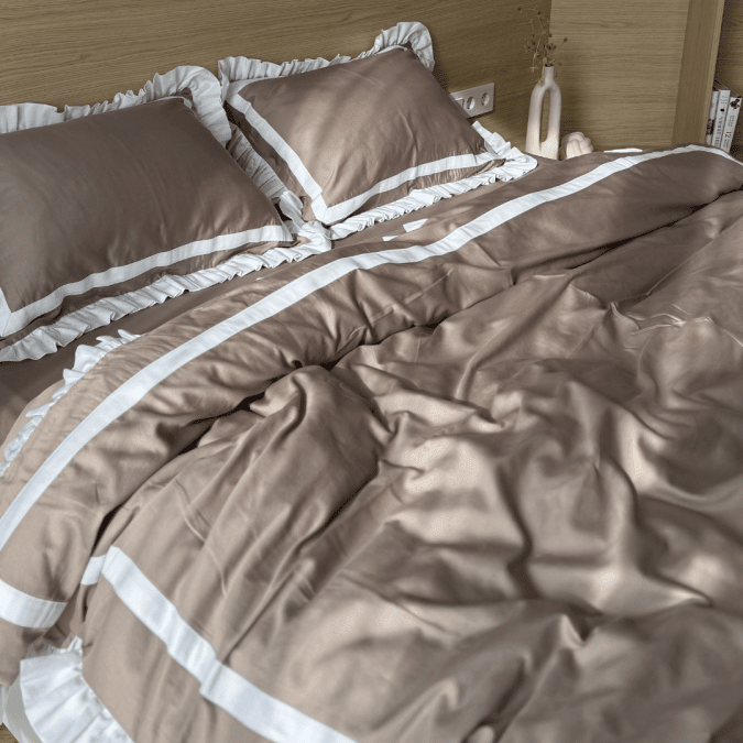 Luxury Grey & White Ruffle Bedding Set - myhomestore.com.pk
