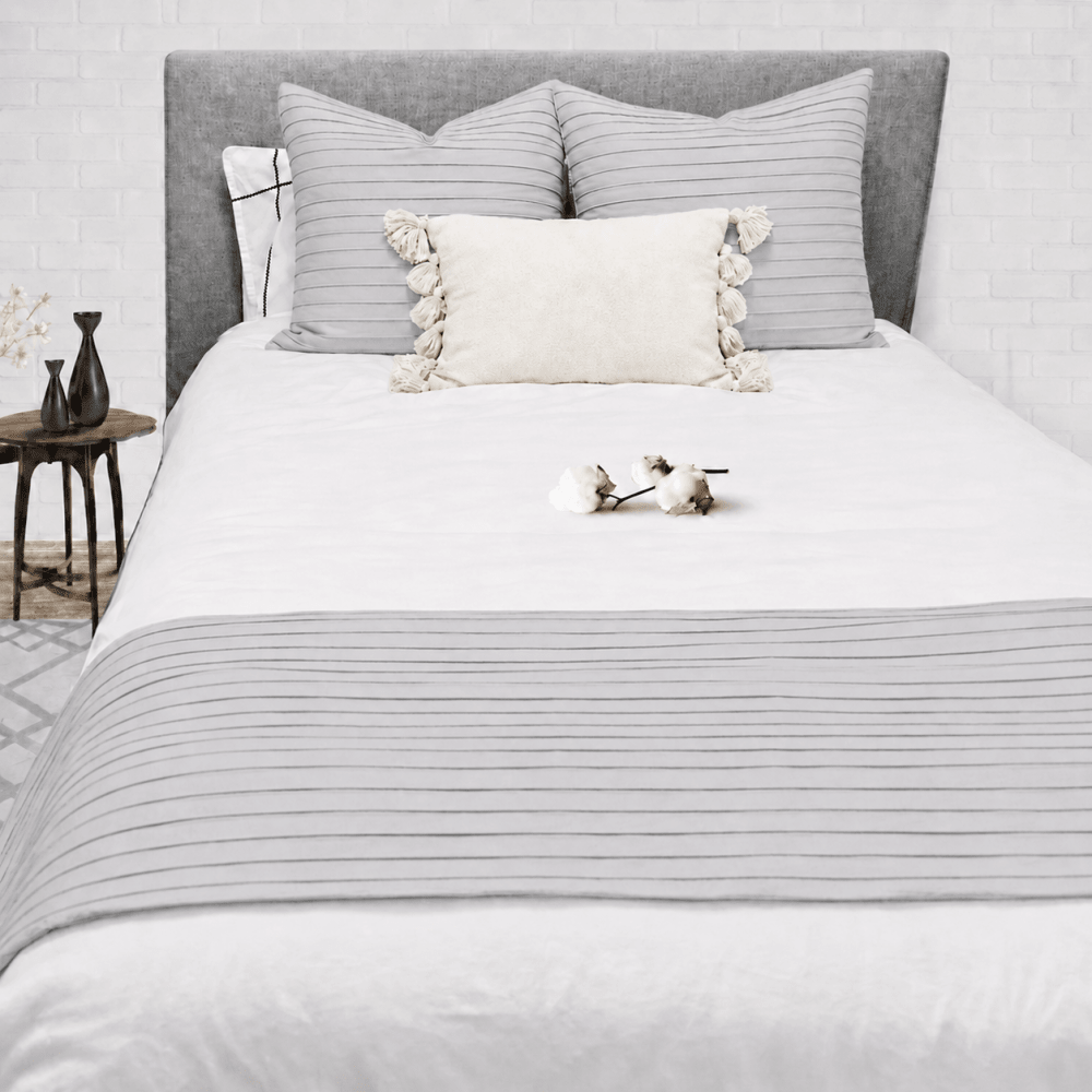 Luxury Pleated Bed Runner with 2 Matching Cushions β Light Grey - myhomestore.com.pk