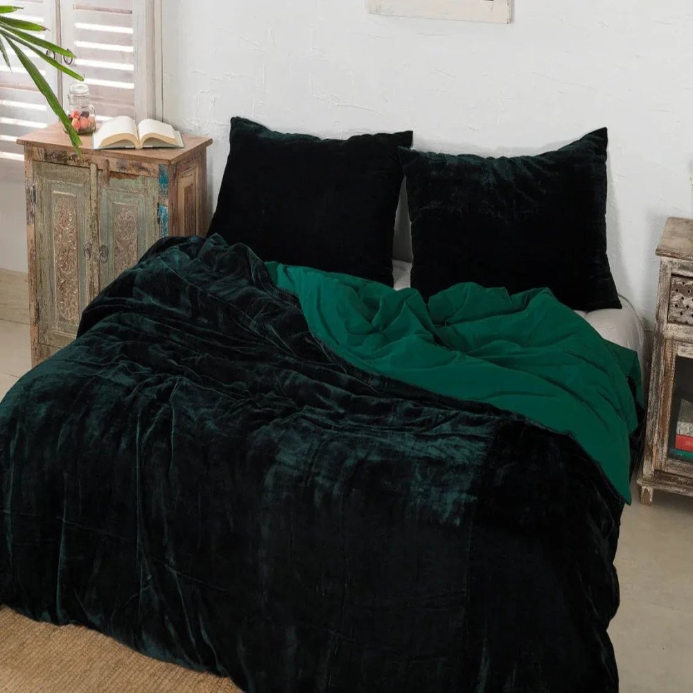 Luxury Velvet Duvet Set (Plain) - myhomestore.com.pk