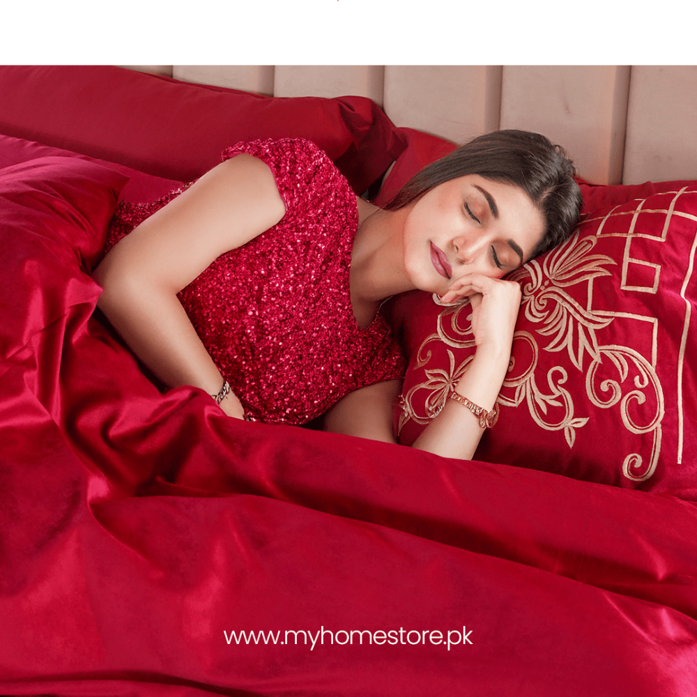 Modern Style Luxury Embroidered Velvet Duvet (Red) - myhomestore.com.pk