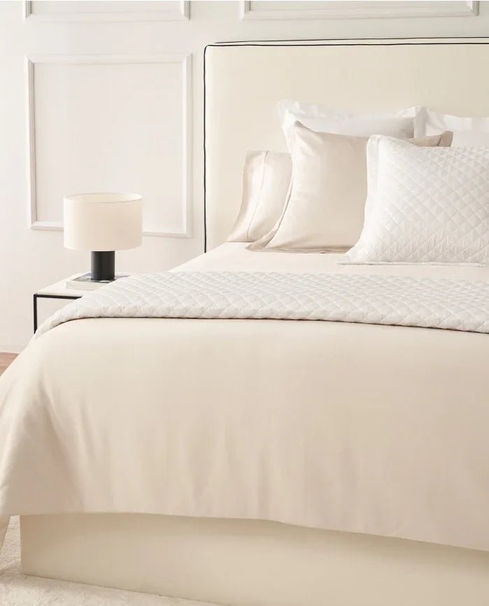 Plain Dyed Duvet Set - myhomestore.com.pk