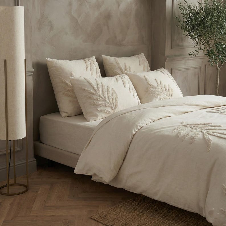 Premium Cotton Satin Tufted Duvet Set - myhomestore.com.pk