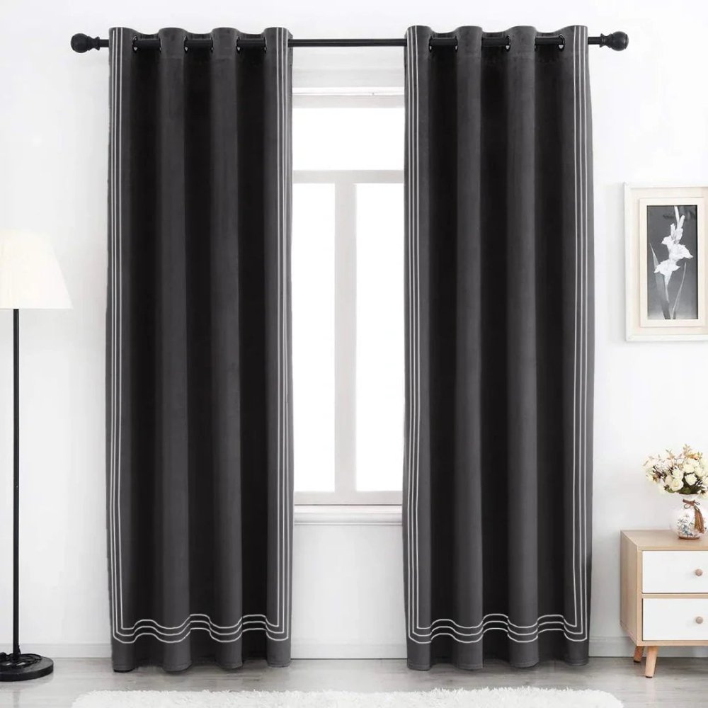 Premium Velvet Curtain With Baratta Embroidery - myhomestore.com.pk