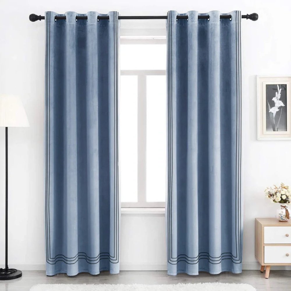 Premium Velvet Curtain With Baratta Embroidery - myhomestore.com.pk