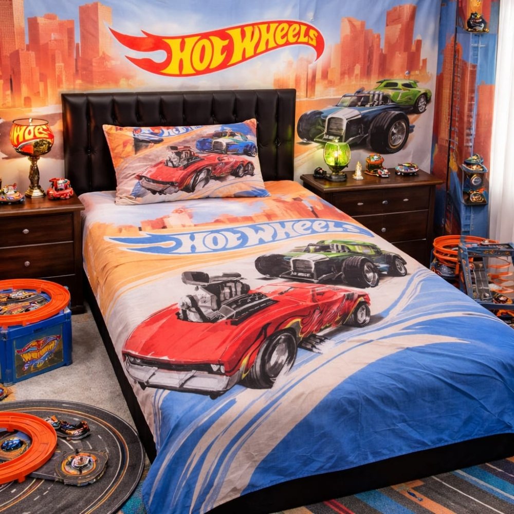 Race into Dreamland Bed - sheet - myhomestore.com.pk