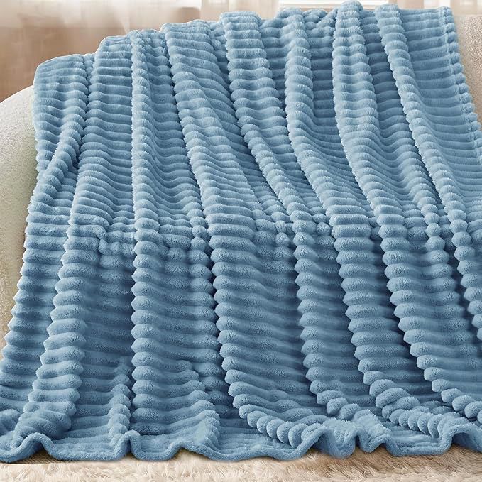 Ribbed Stripe Ultra Soft Fleece Blanket - myhomestore.com.pk