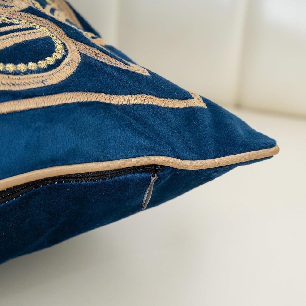 Royal Crest Embroidered Cushion Cover Style 3 - myhomestore.com.pk