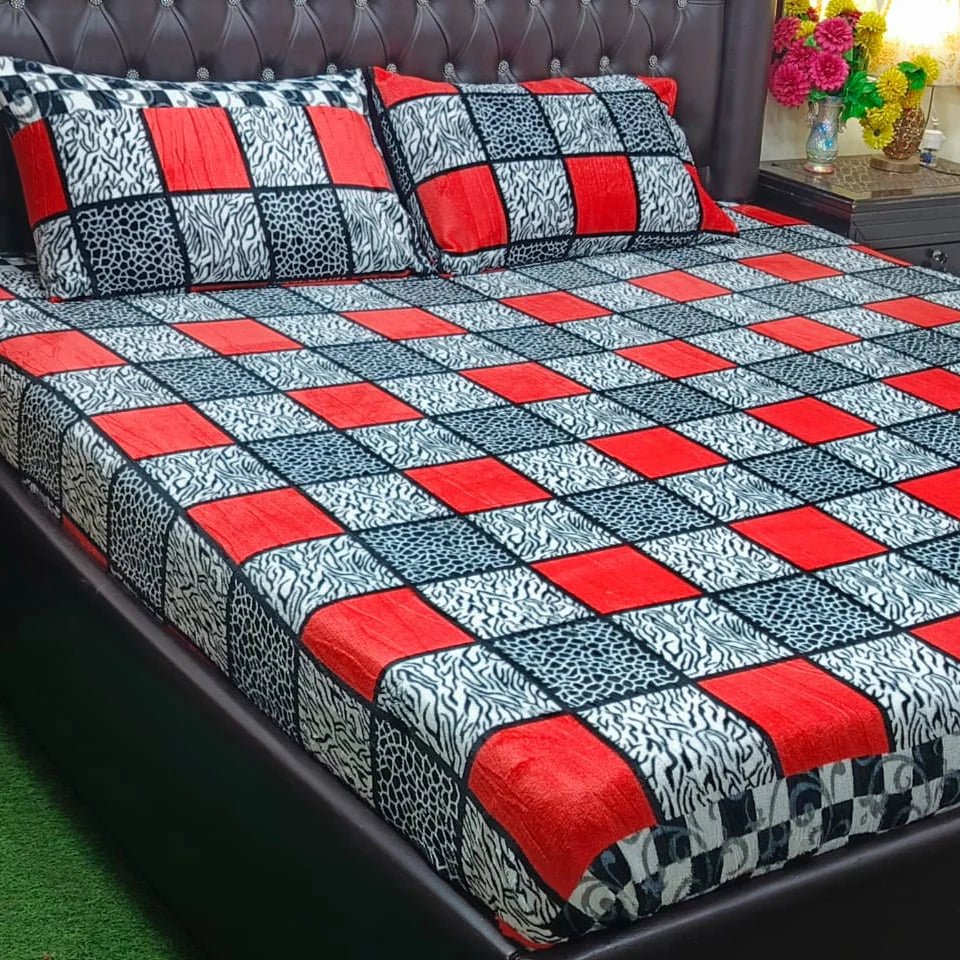 Stylish Red, Black & White Checkered Fleece Bed Set - myhomestore.com.pk