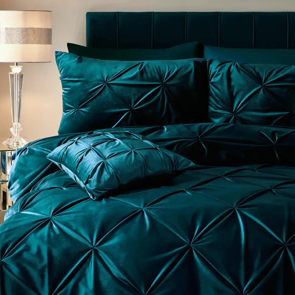 Velvet Pintuck Duvet Set - myhomestore.com.pk