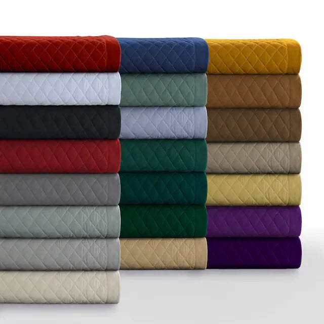 Quilted Dimond Bed Spread - myhomestore.com.pk