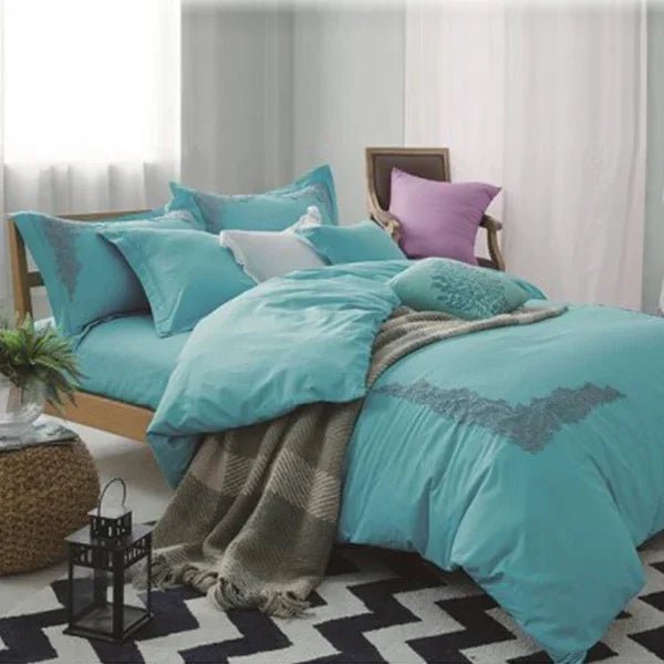 Embroidered Duvet - myhomestore.com.pk