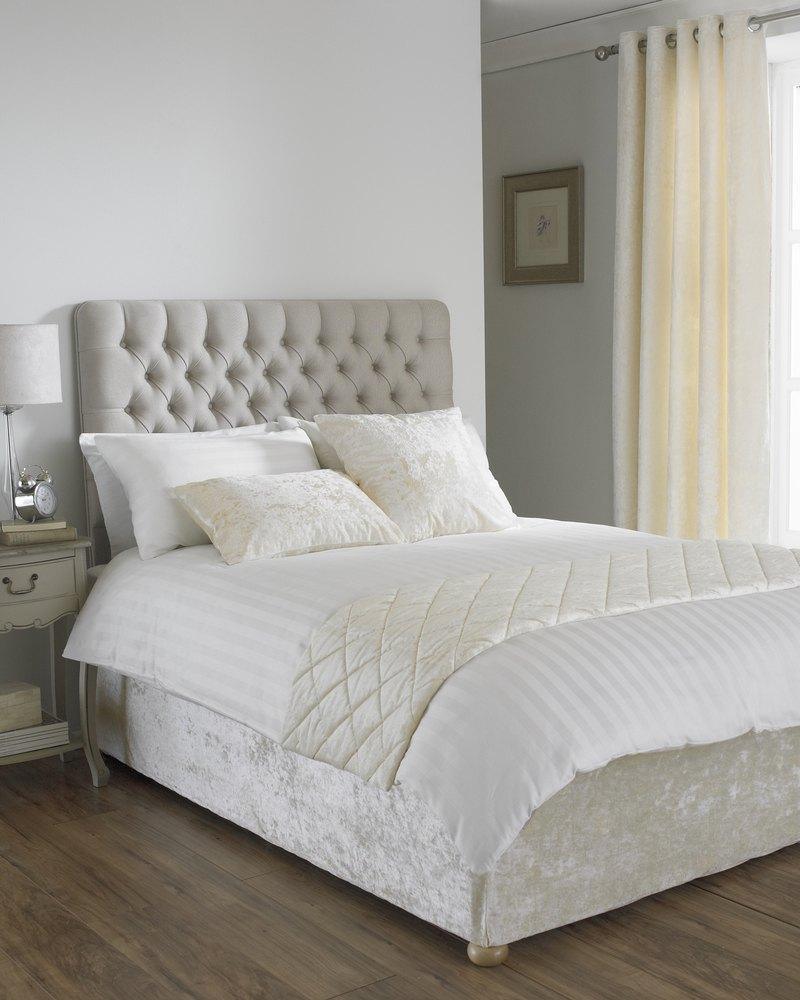 Hotel Linen (Baratta stitch ) - myhomestore.com.pk