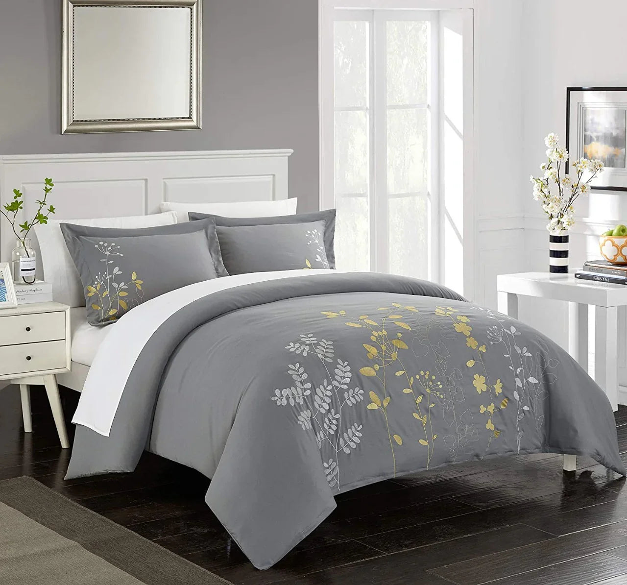 Floral Embroidery Duvet Set - myhomestore.com.pk