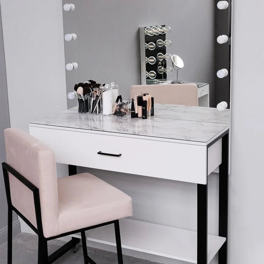 MAKE - UP TABLE MAKEUP ARTIST BLACK AND WHITE - myhomestore.com.pk