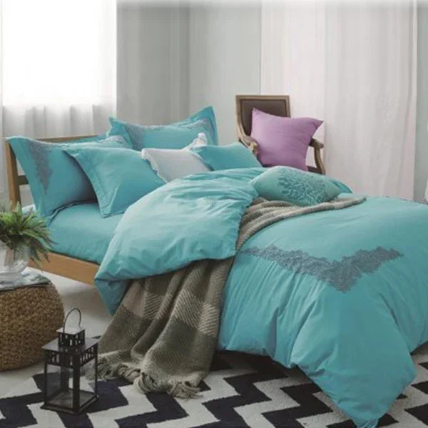 Embroidered Duvet - myhomestore.com.pk