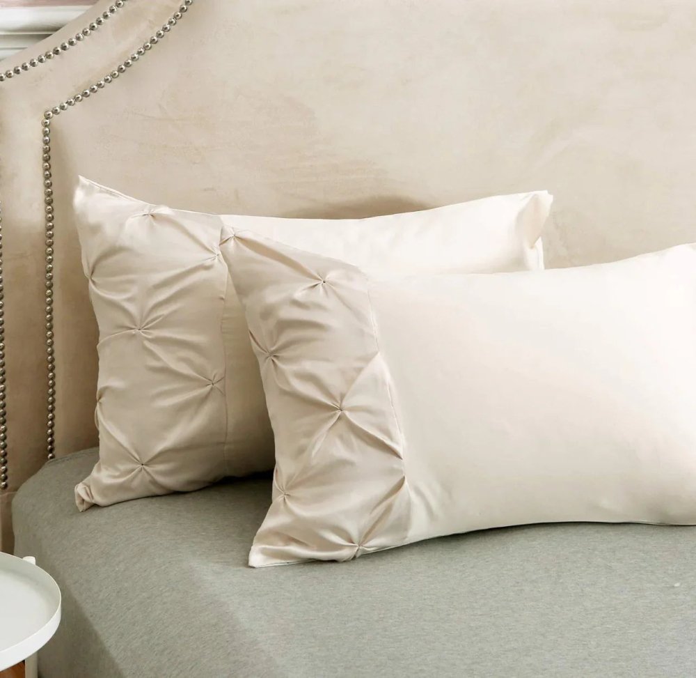 Pintuck Border Duvet Set - myhomestore.com.pk