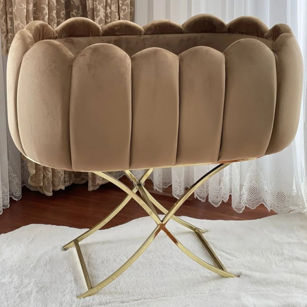 Velvet Tufted Bassinet - myhomestore.com.pk
