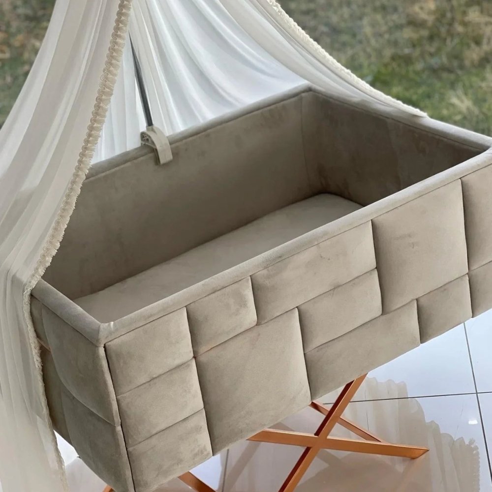 Velvet Tufted Bassinet (Square shape) - myhomestore.com.pk