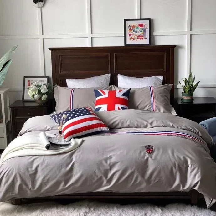 Classic Oxford Style Duvet Set – Timeless Elegance & Comfort