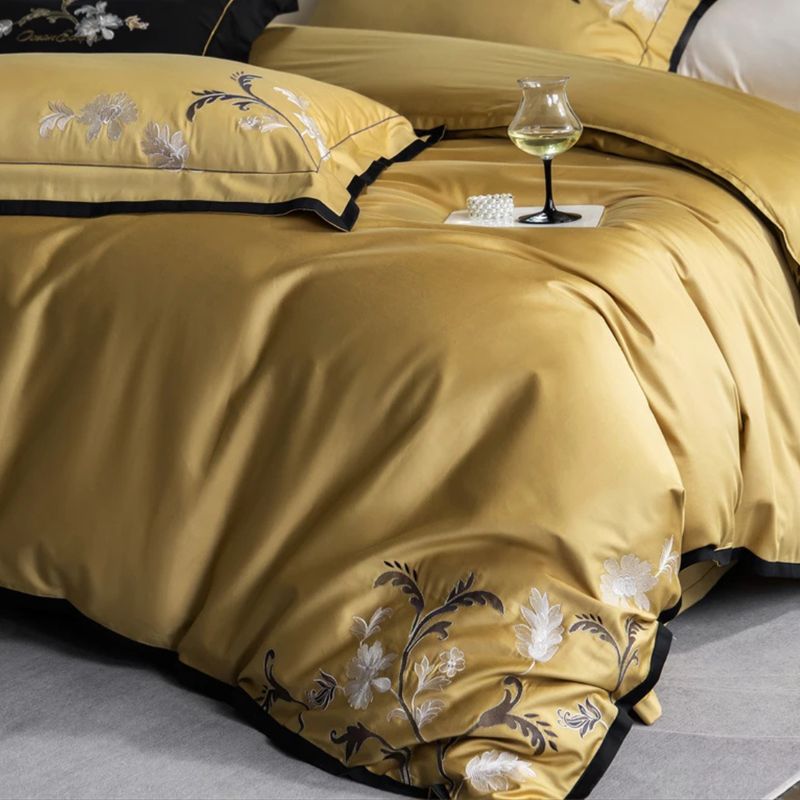 Luxury Vintage Embroidery Duvet Set