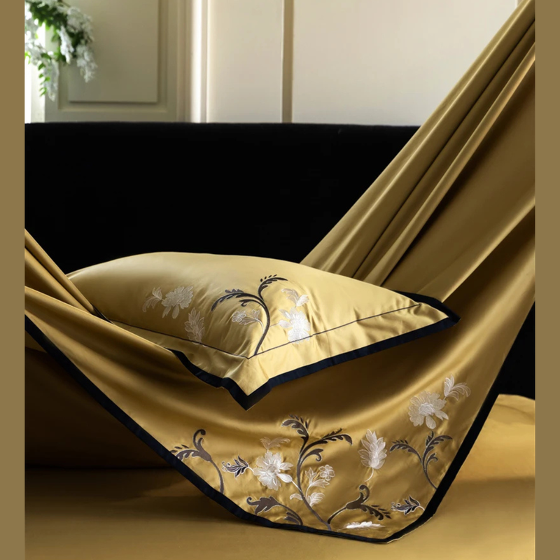 Luxury Vintage Embroidery Duvet Set