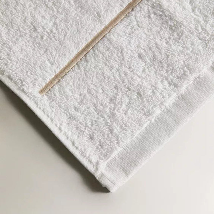 3 Piece Cotton Bath Towel set Embroiderd - myhomestore.com.pk