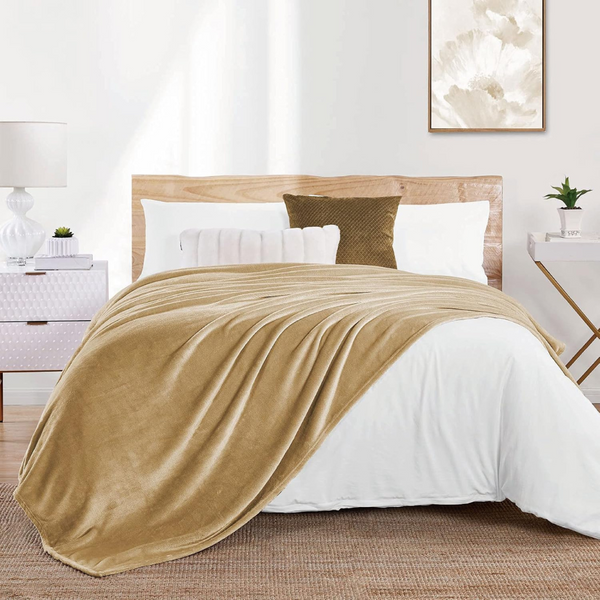 Soft Flannel Fleece Blanket In Beige