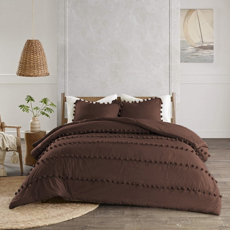 Luxury Duvet Set With Pom Pom Lace