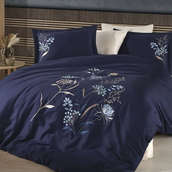 Nilofer Pamuk Embroidery Duvet Set