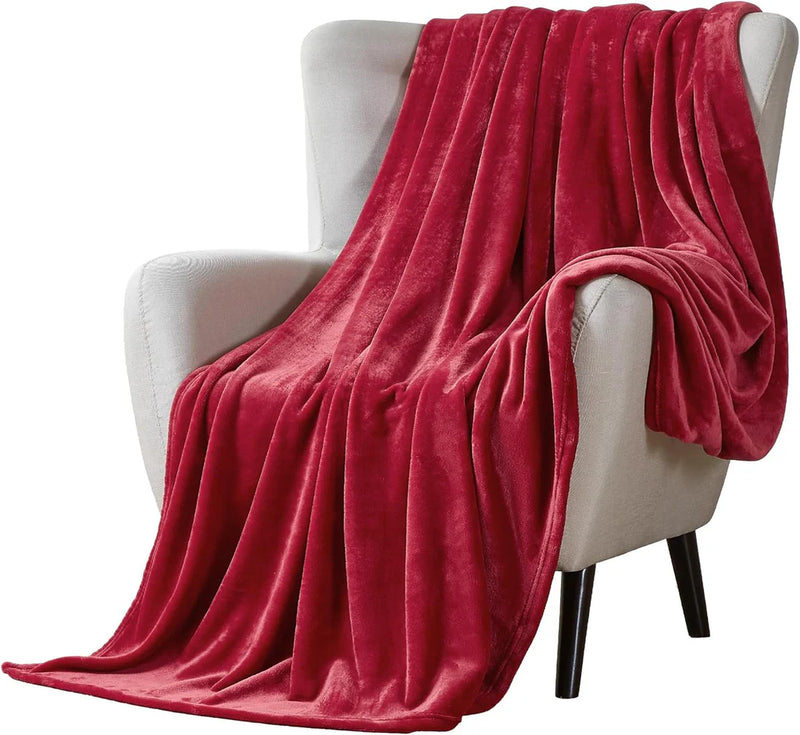 Soft Flannel Fleece Blanket In Red
