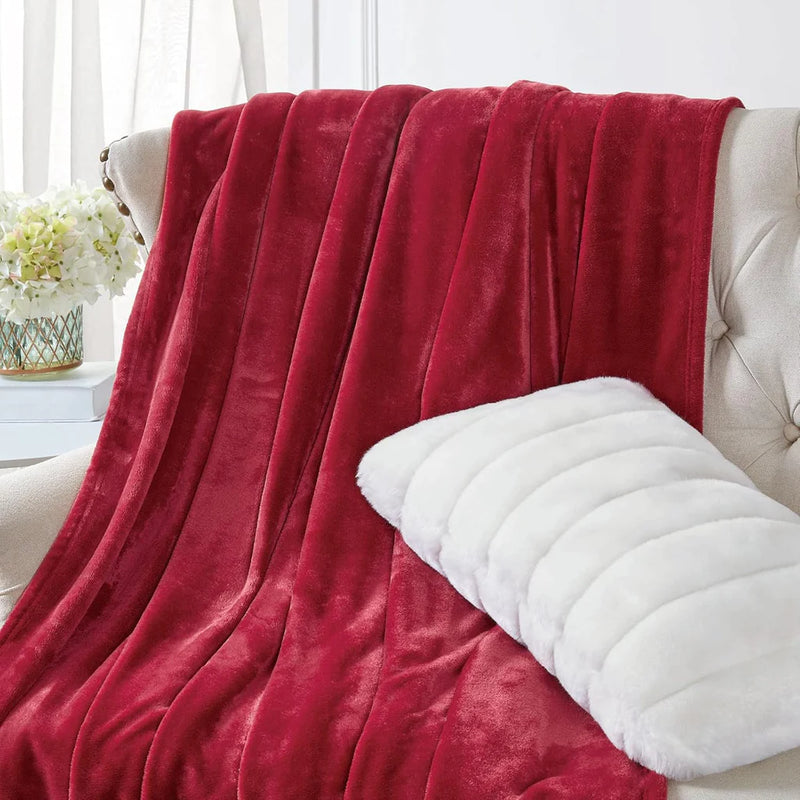 Soft Flannel Fleece Blanket In Red