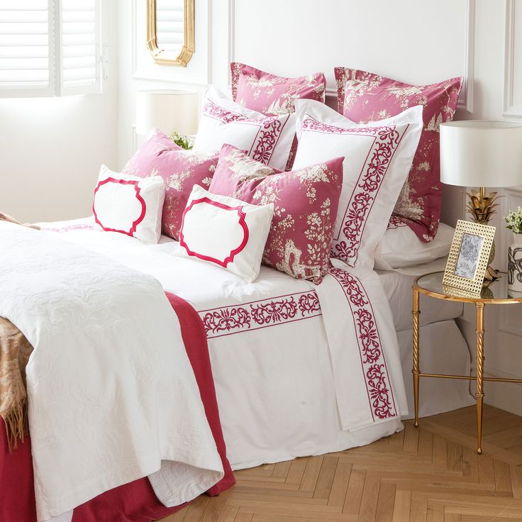 Luxury Embroidery Duvet Set