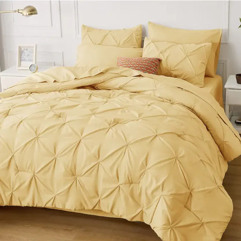 Pintuck Duvet Set - myhomestore.com.pk