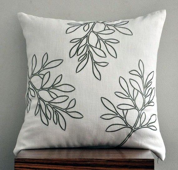 Embroidered Cushion Cover (white)